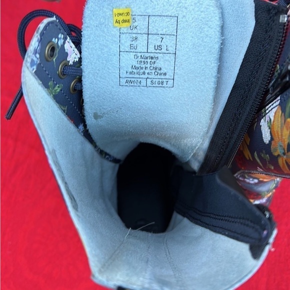 Dr. Martens Slate Gray Blue Floral Tall 14 Eye Lace Up Darcy Boots - Picture 10 of 11